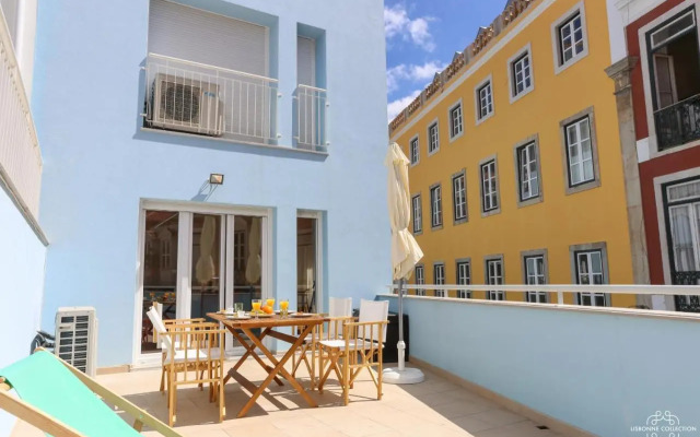 Azulejos' Charming Apartment with Terrace 2 by Lisbonne Collection