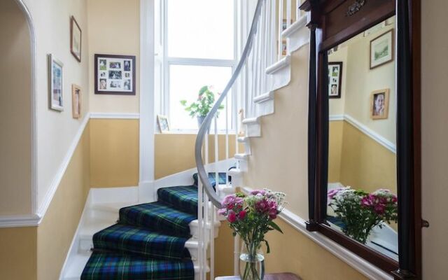 Kilmaronock Manse B&B