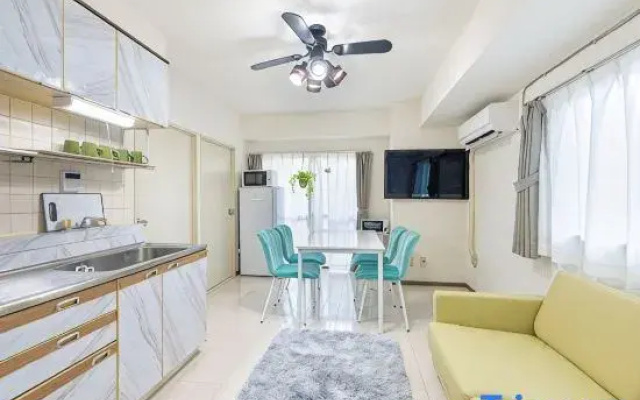 New/Ueno station 7min walk/Inarimachi station 2min/max 8 people/Ginza Asakusa area