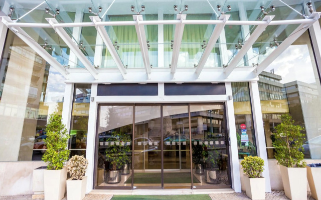 Holiday Inn Lisbon by IHG