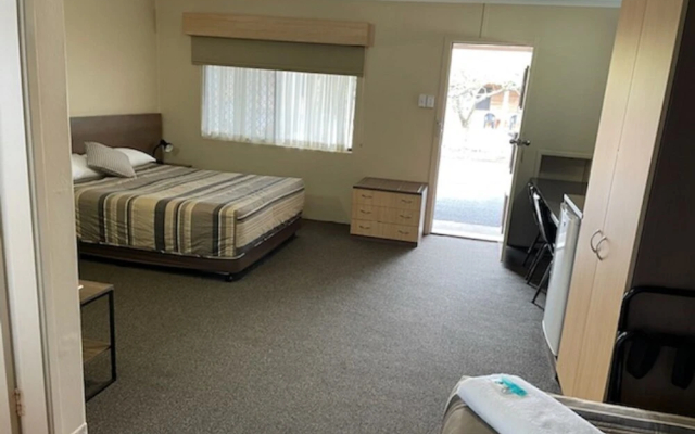 Milgate Motel