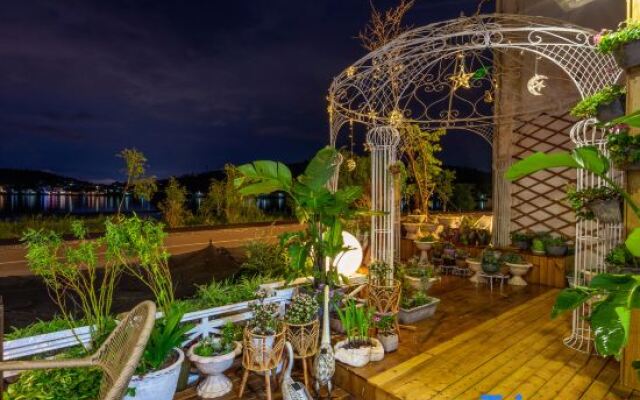 Dali Nanfeng Yiyu Seaview Hotel Santorini