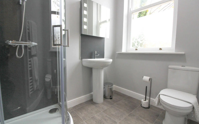 Scarborough Travel and Holiday Lodge