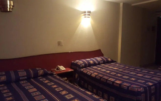 Hotel Royalty