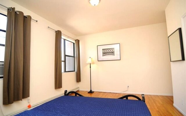 Brooklyn Deluxe Suite Apartments