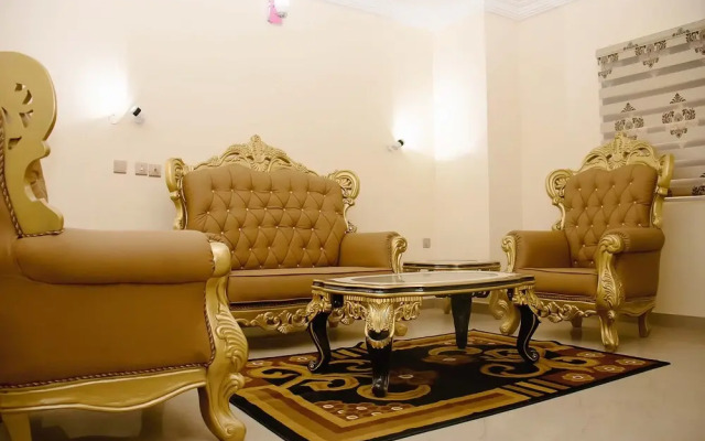 Parris Royal Hotel