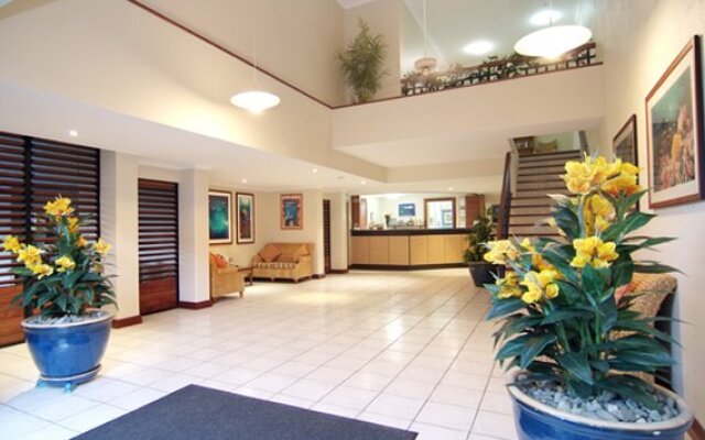 Comfort Inn & Suites Trinity Beach Club