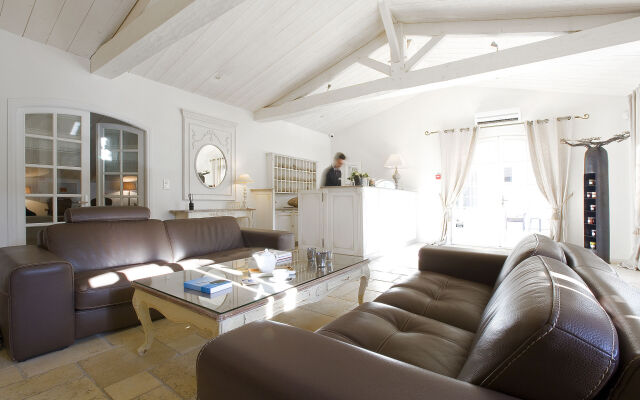 Le Clos Saint-Martin Hôtel & Spa