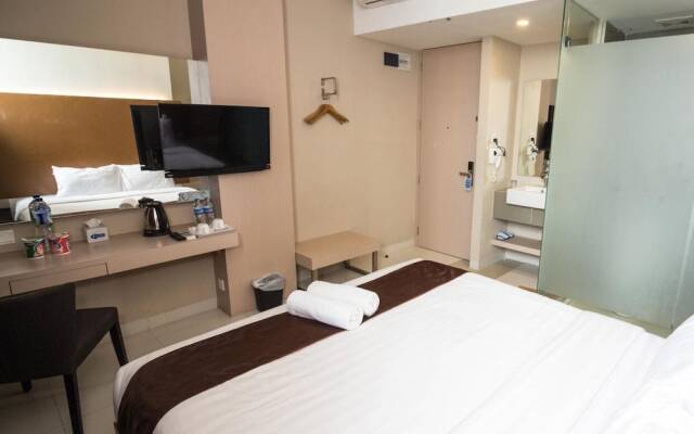 Sky Inn Express Hotel