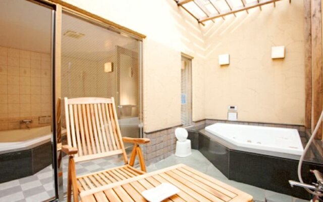 Hotel Luna Sakuranomiya (Adult Only)