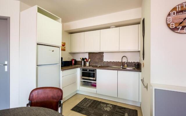 Nouveau appartement neuf avec balcon