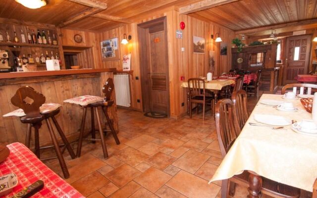 Le Vieux Rascard B&B