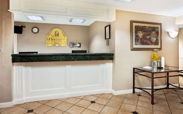 La Quinta Inn Detroit Canton 1022