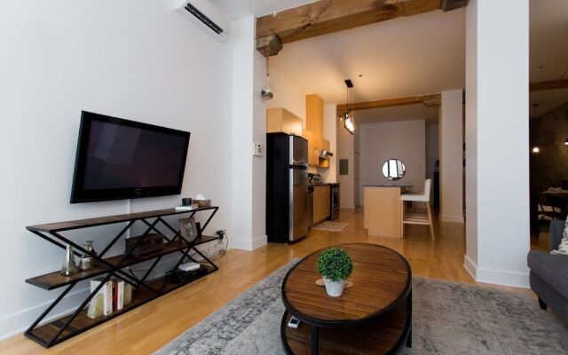 Style & Fun in Old Montreal