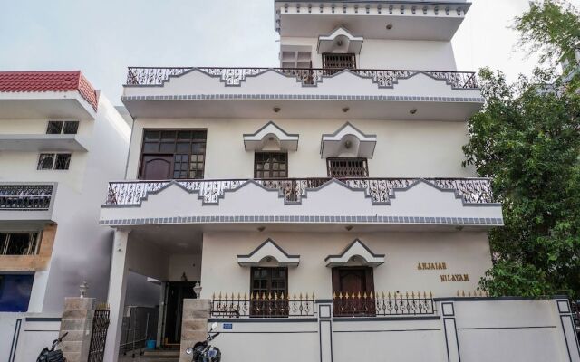 OYO 22423 Taj Villa Guest House