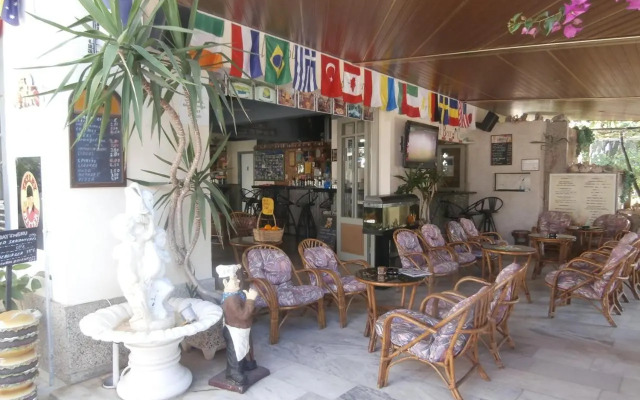 Harry's Bar & Apartments 1