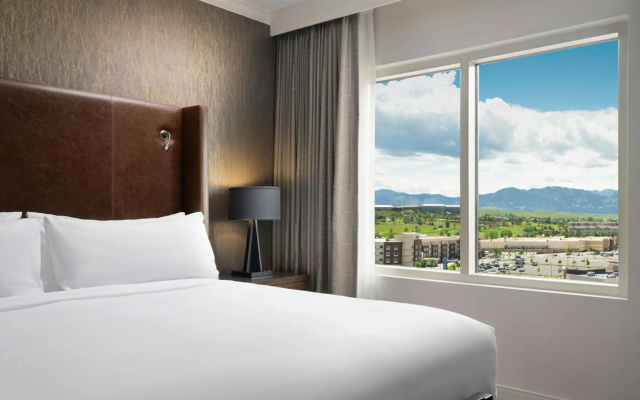 Renaissance Boulder FlatIron Hotel