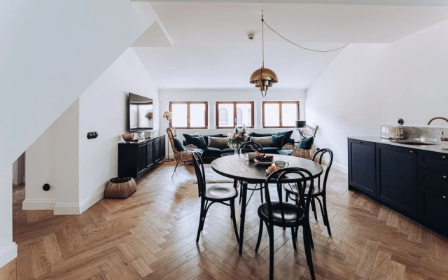 Ocho Suites & Kitchen