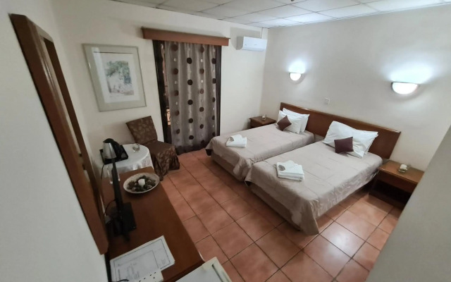 Metropole Hotel