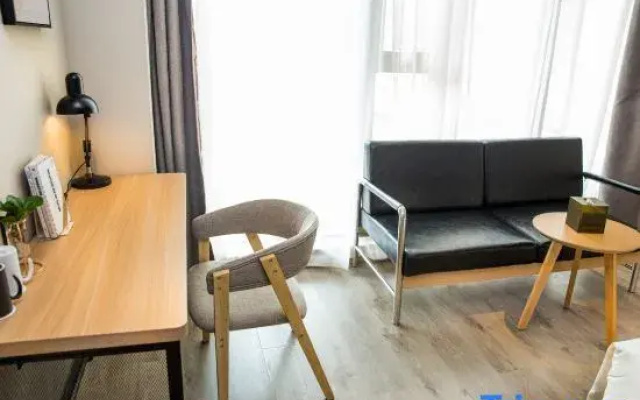 Chengdu Manju  Hotel ( West Railway Station Qingyang Wanda Branch)