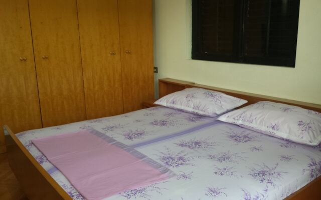 Hoxha Rooms