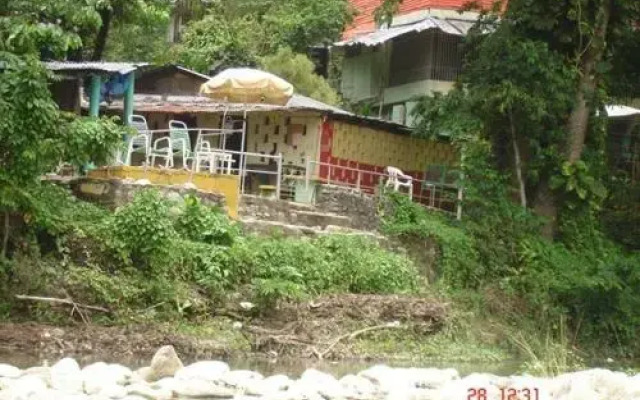 Sun Camp DR Eco-Village