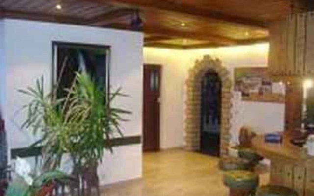 Hotel City – Lobby – Taesch