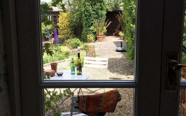 Calendar Cottage Bed & Breakfast