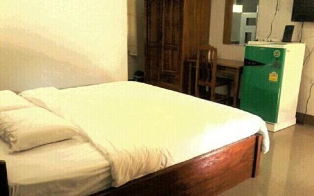 Saksri Resort
