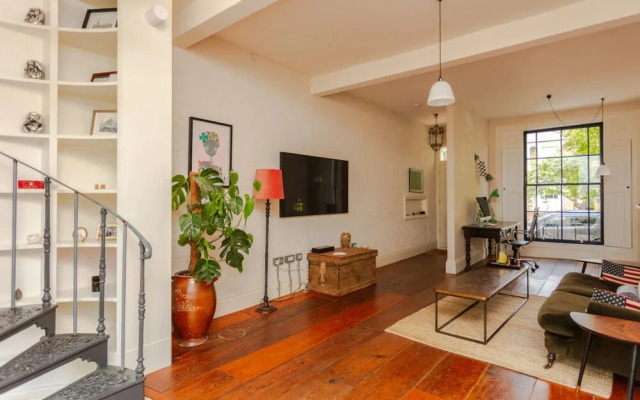 Stunning 2 Bedroom House in Peaceful London Fields