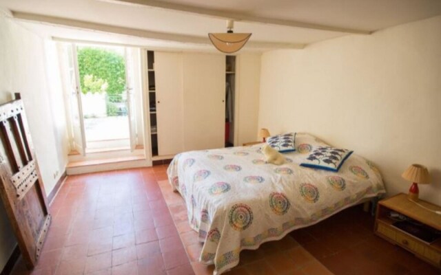 Property With 5 Bedrooms in Mouans-sartoux, With Wonderful Mountain Vi