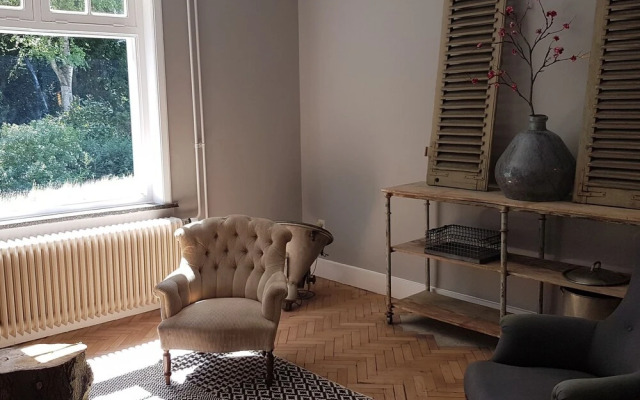 Spacious Holiday Home in Borkel en Schaft With Garden