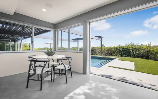 Solara Point - Sunset to Skyline With Pool & Epic Views