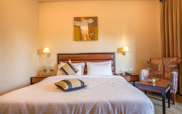 The Lalita Grand