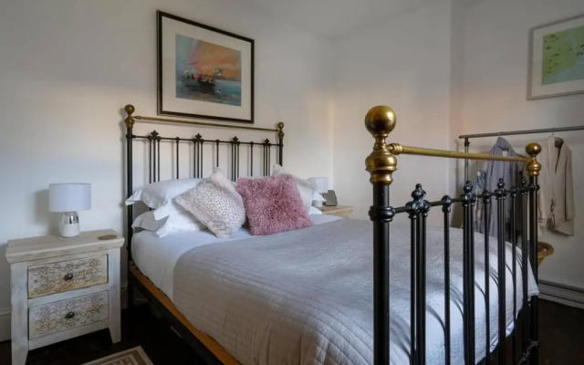 The End House - Cosy and central (Dartmouth)