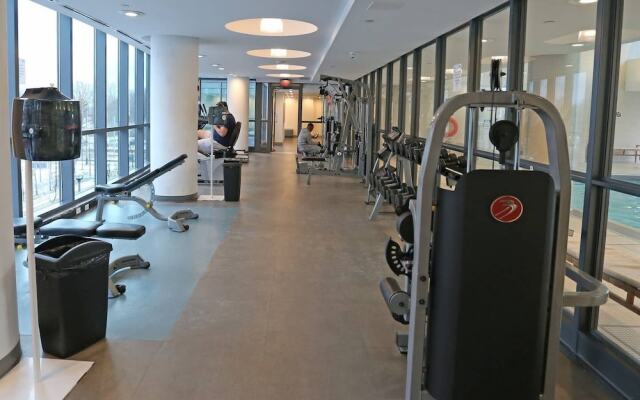 Neptune Townflats Premier 2 Bedrooms Condo Downtown Toronto