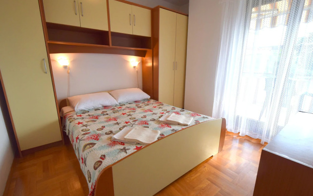 Apartment Biserka