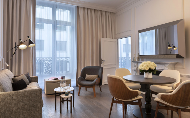 La Clef Champs-Elysees Paris by The Crest Collection