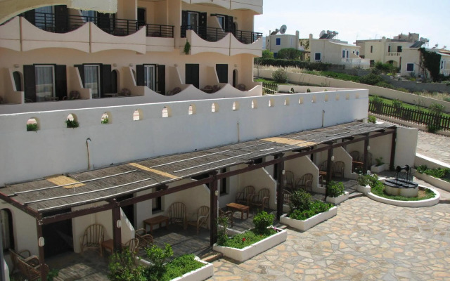 Themis Beach Hotel