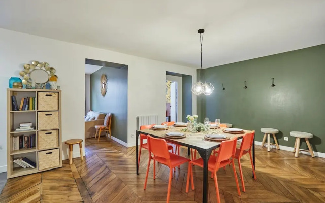 Superb 3 Bedroom Flat in the Center of Paris
