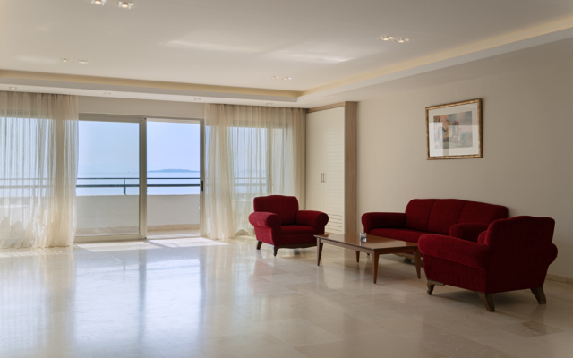 Elea Beach Hotel