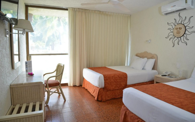 Cabo Blanco Hotel & Marina
