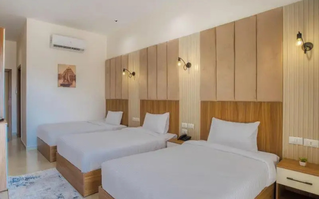Mazar Pyramids Hotel