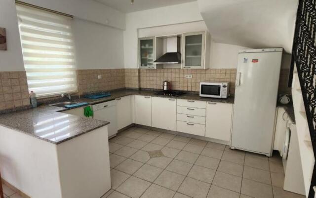 Bella Villa 6