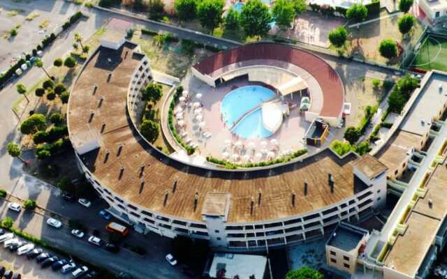 Meta Hotel Residence