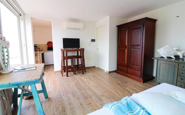 Sveva's Cozy Studio With sea View