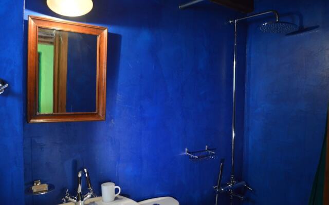 Anemi country cottage inn