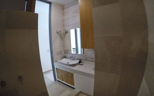 Siaan Luxury 2BR Condo by Baitna