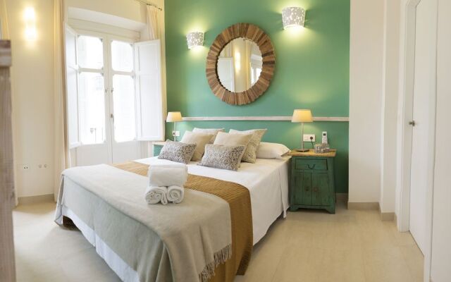 Living4Malaga Suites Superior