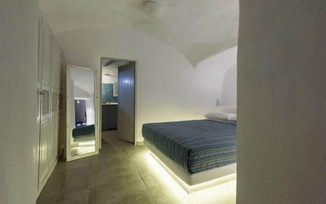 Ianthe Apartments & Villa